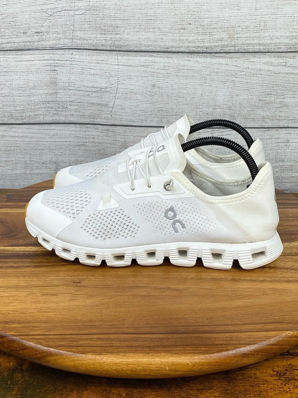 ON Running Cloud 5 Coast All White Slip On Lifestyle Shoe Women’s Sneaker Size 9